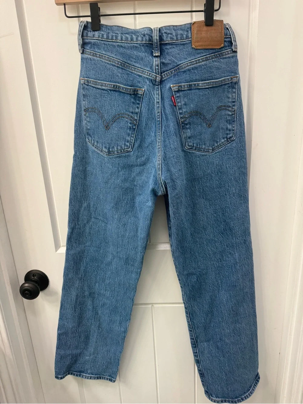 Levi’s ribcage jeans